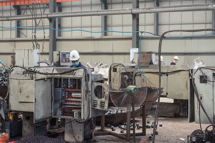 沛县网架配件-锥头加工车间